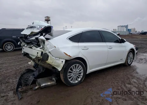 2014 Toyota Avalon Hybrid z USA, uszkodzony, nr VIN 4T1BD1EB2EU035700